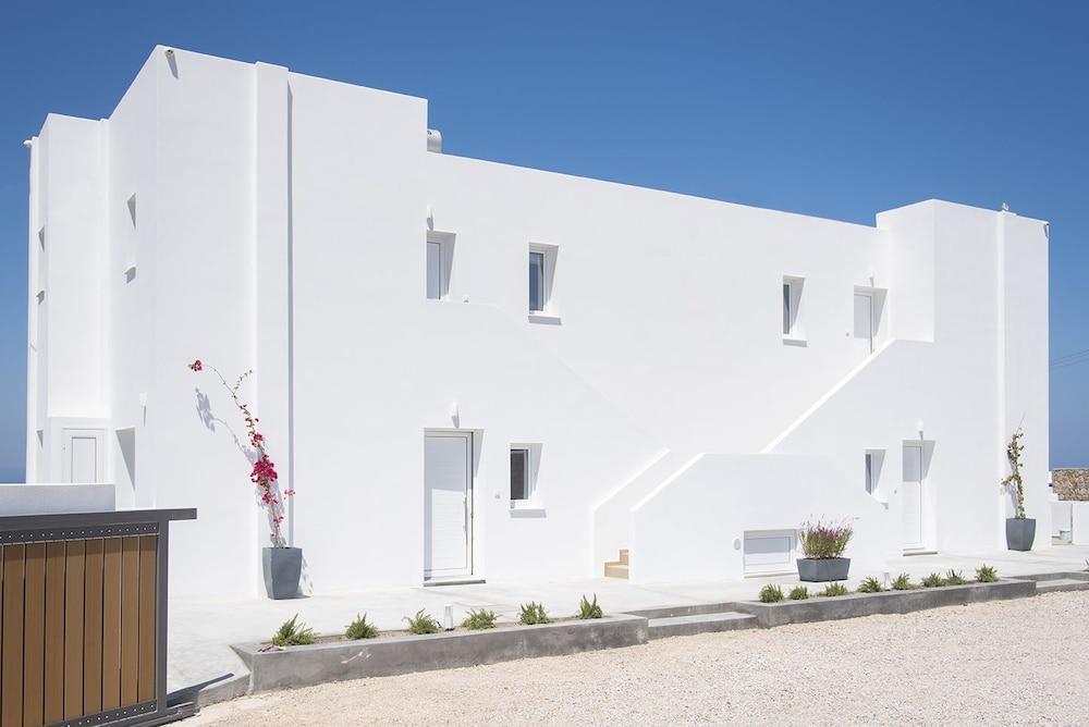 Valery Suites Φηρά Εξωτερικό φωτογραφία